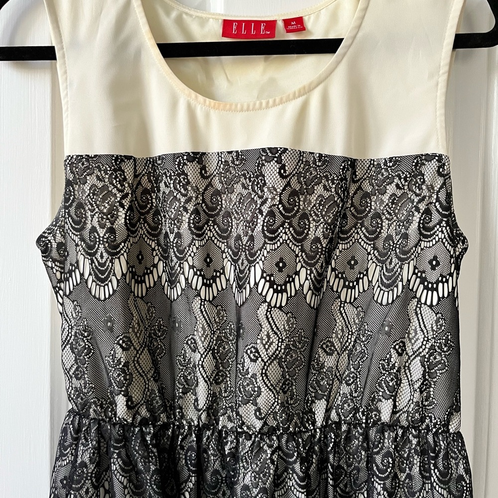 ELLE Lace Sleeveless Dress